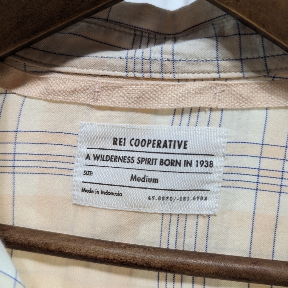 REI Shirt Womens Medium Pink Button Up Long Sleeve Cotton Plaid Co Up - Picture 3 of 12